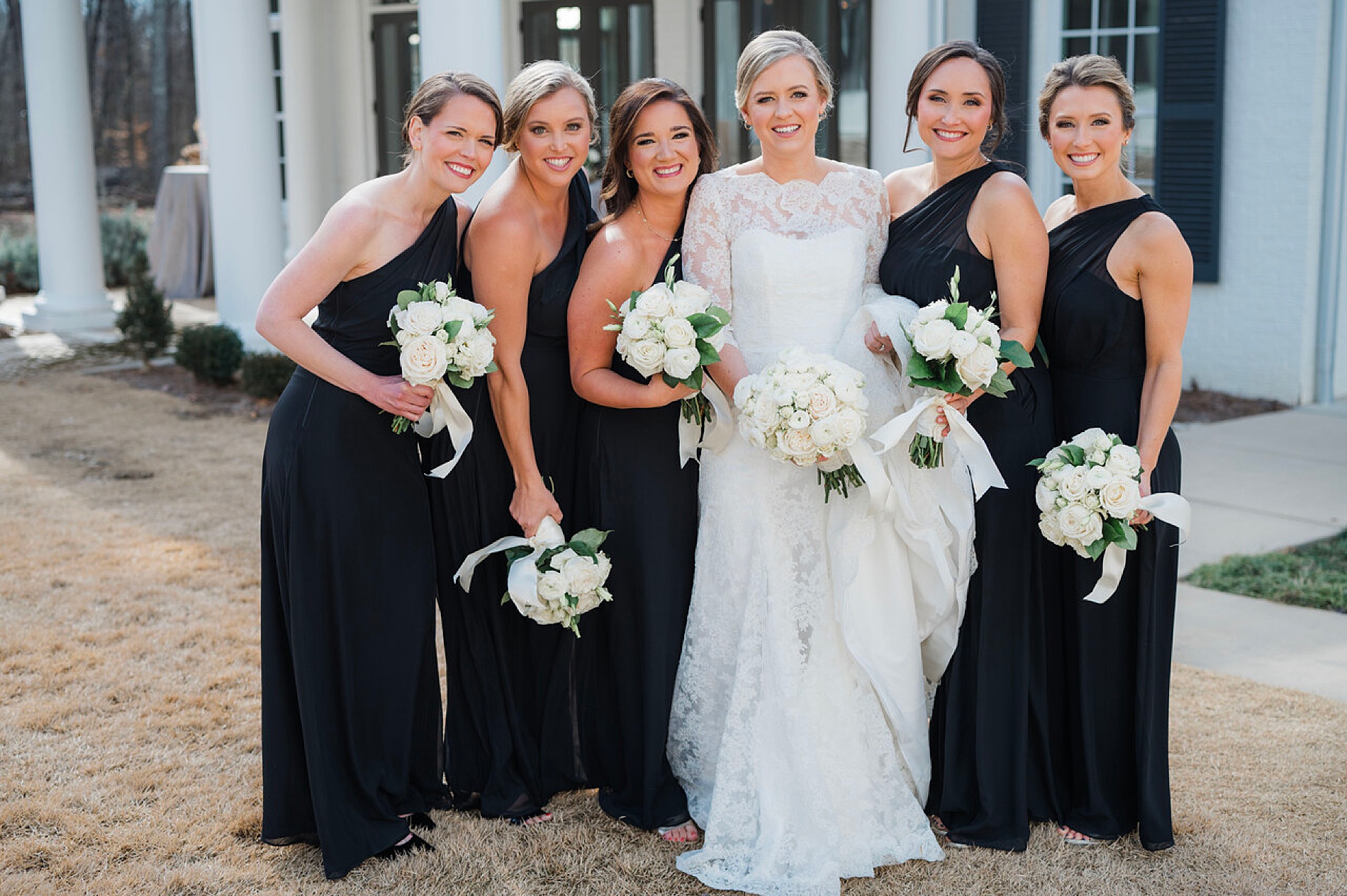 timeless black and white wedding colors