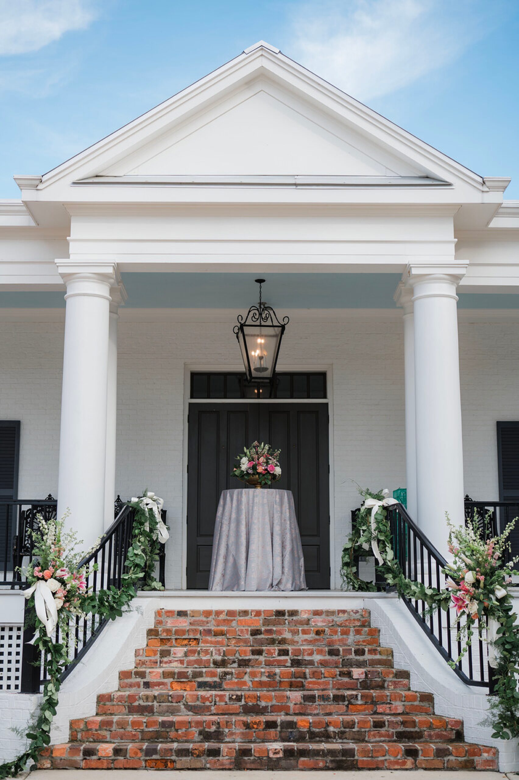 Wedding reception at The Witt House in Decatur, AL