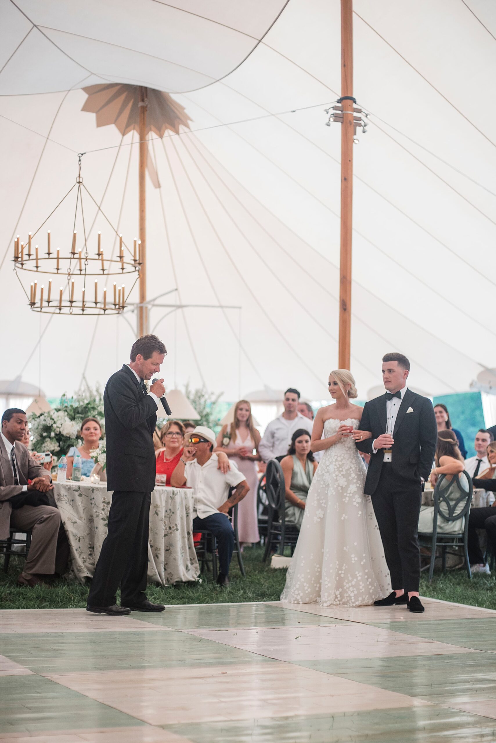 dad prays before wedding toast