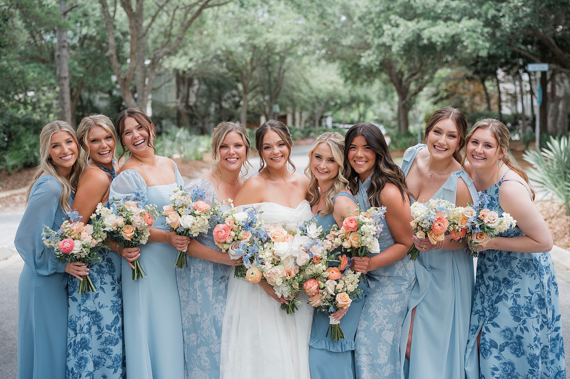 candid bridal party photos