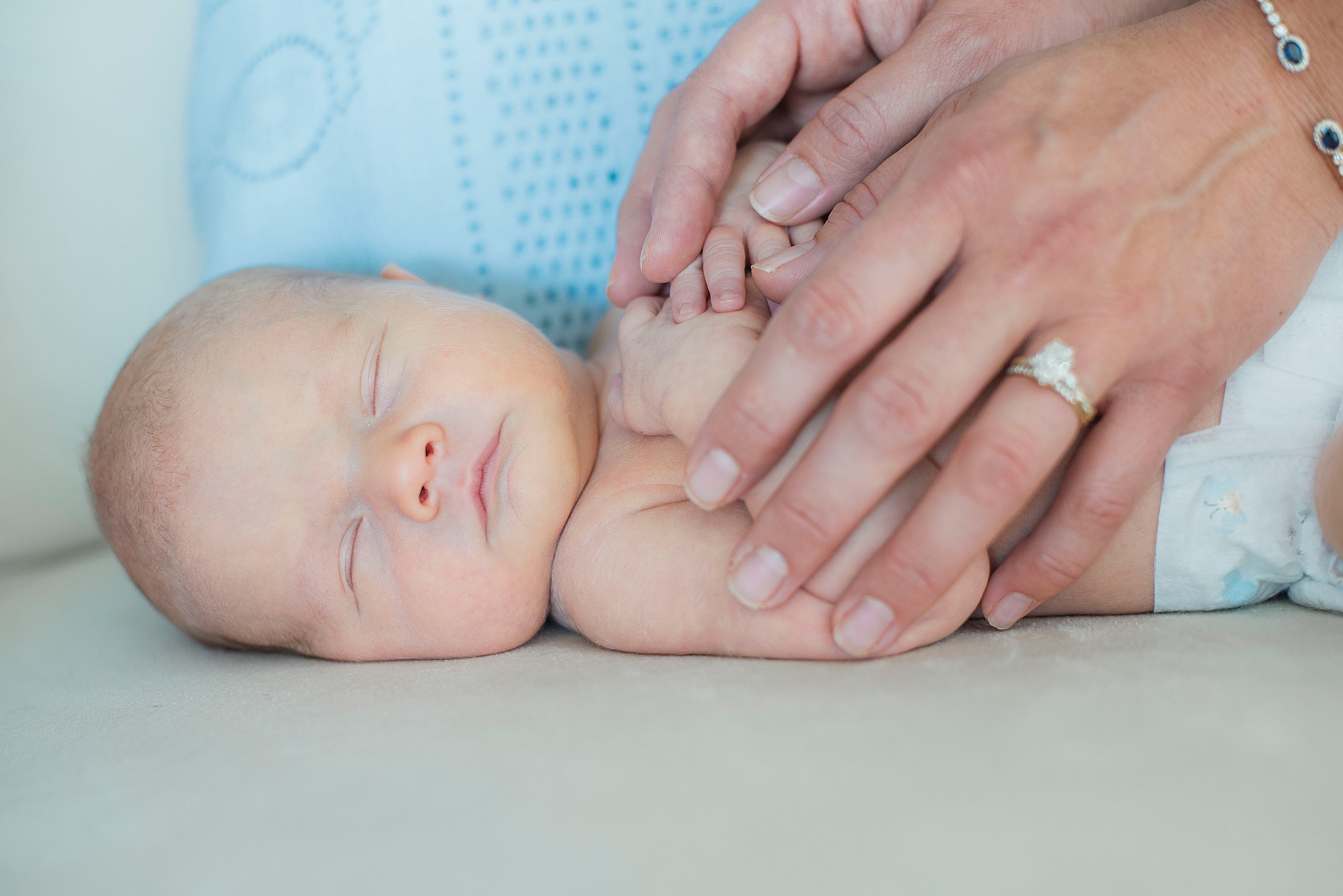 newborn photos by Birmingham photogrpaher