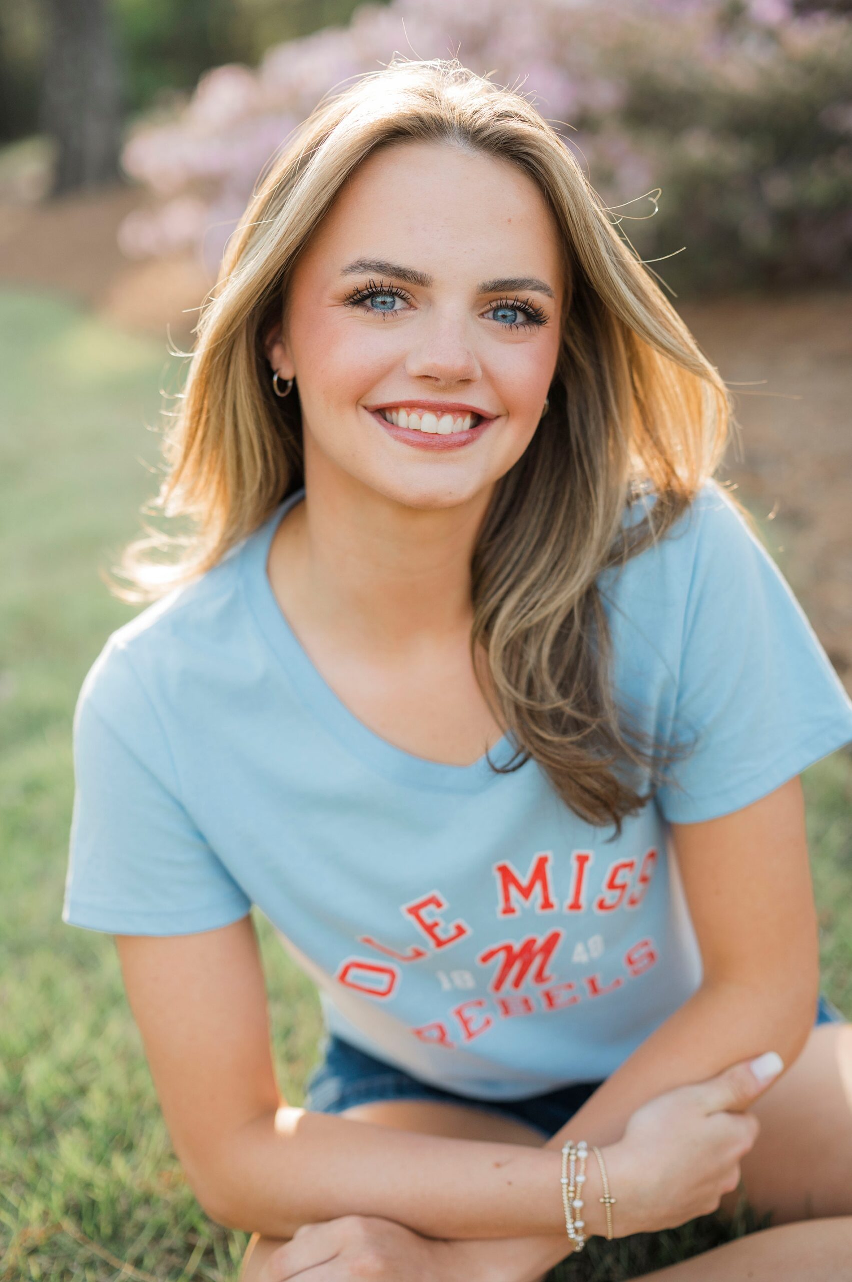 Garden senior portraits in the spring